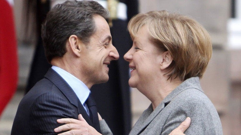 Σαρκοζί: Αν με είχε ακούσει νωρίτερα η Μέρκελ, η Ελλάδα θα είχε σωθεί